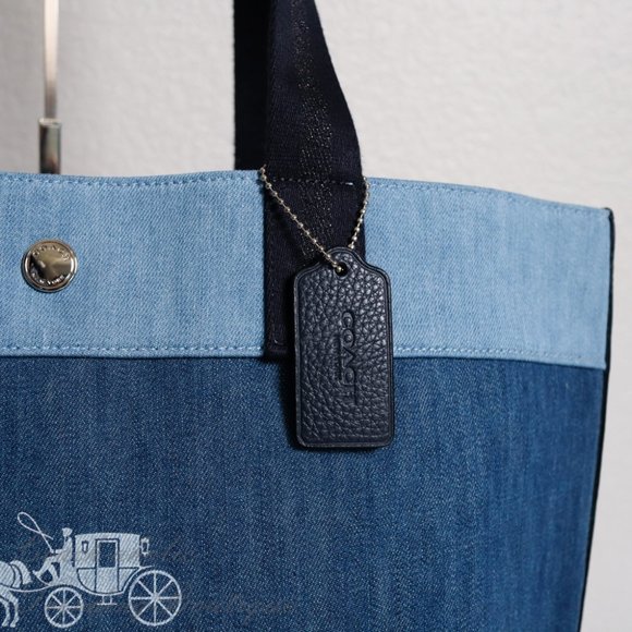 NWT Coach Denim Tote with Horse & Carriage - Picture 3 of 11